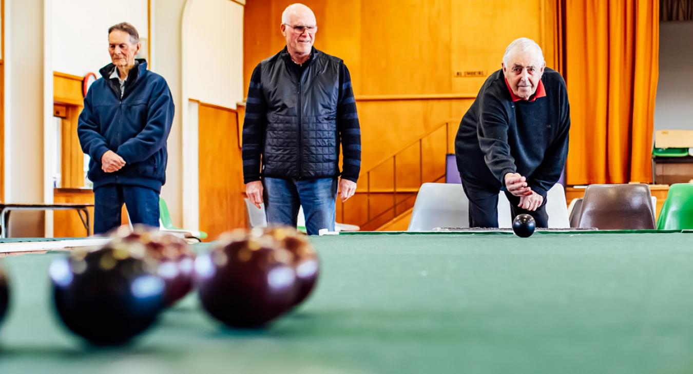 Indoor Bowls