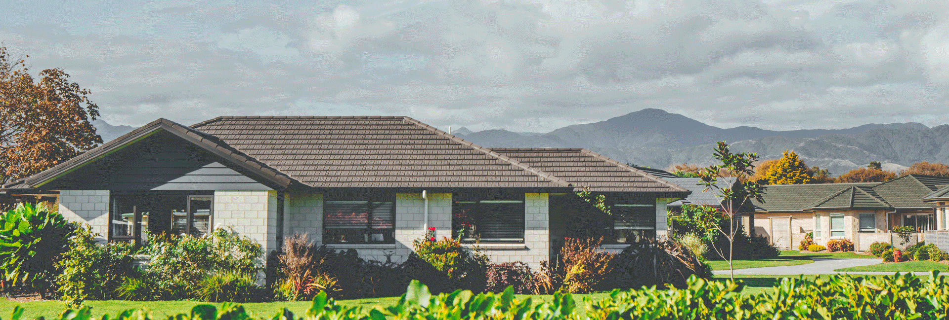 Stand Alone - Image of house